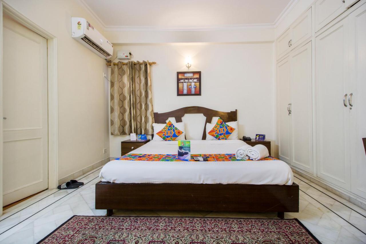 Fabhotel Namaste Bnb & Service Apartments Vasant Vihar New Delhi Buitenkant foto