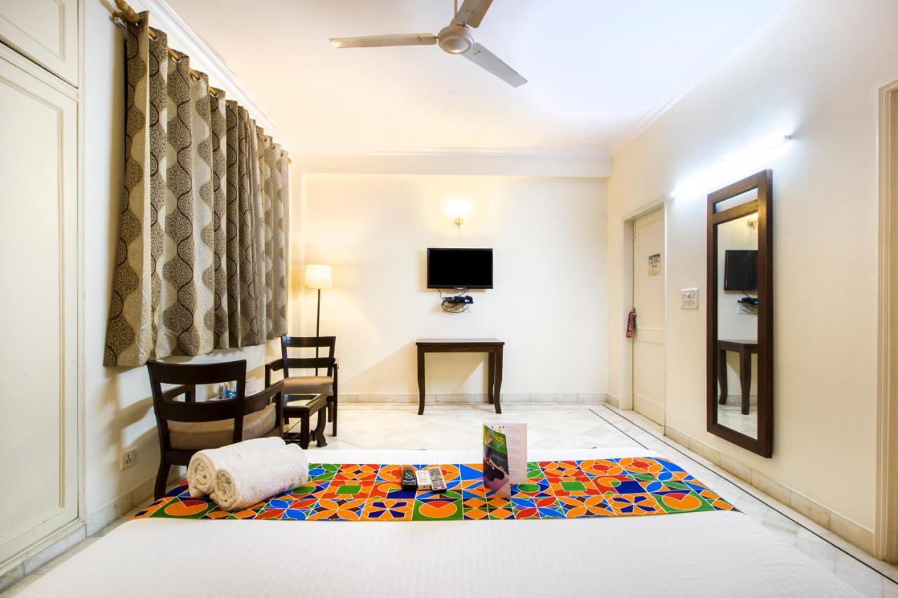 Fabhotel Namaste Bnb & Service Apartments Vasant Vihar New Delhi Buitenkant foto